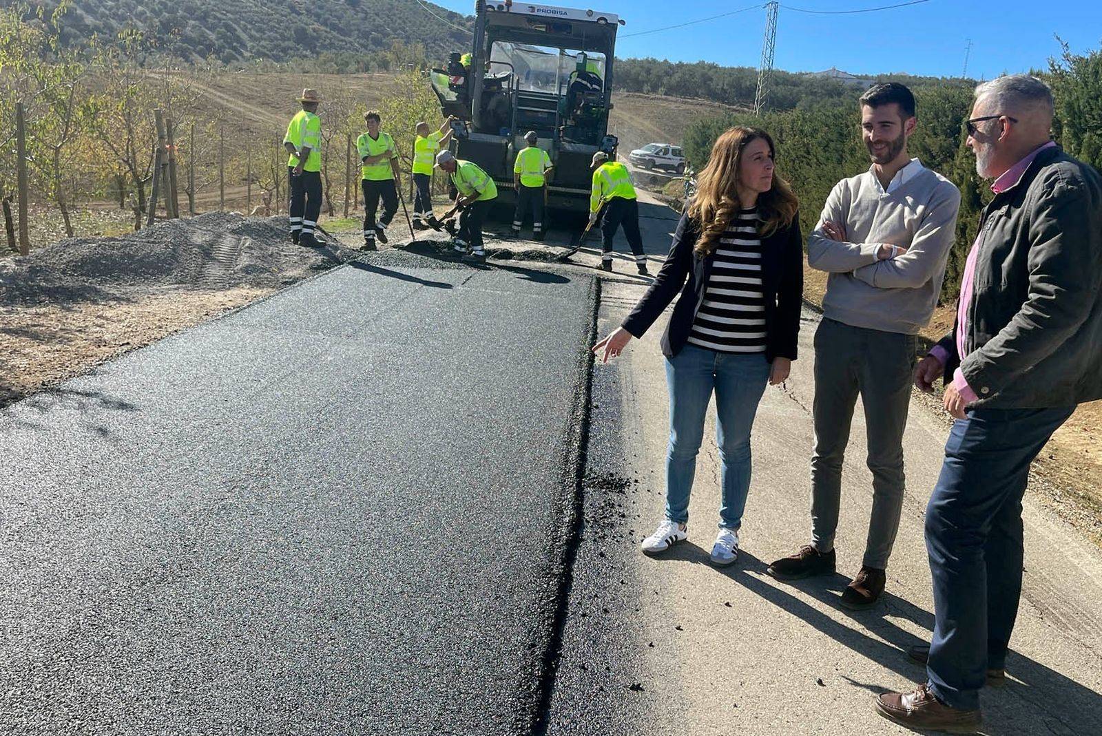 Trabajos de mejora en la calzada.