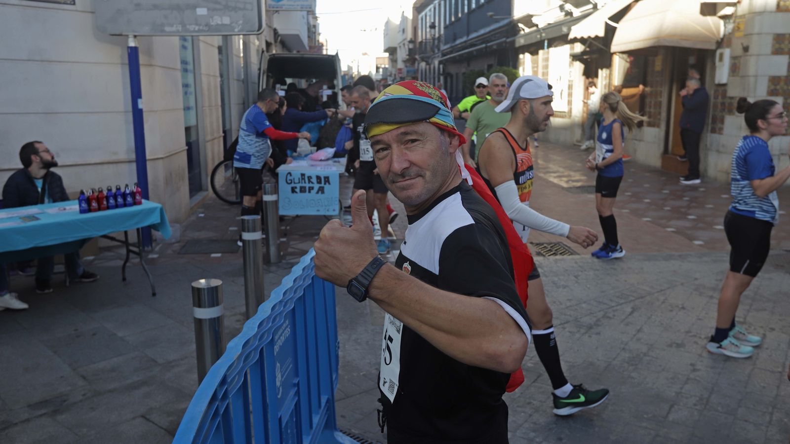 Fotos de la IX Carrera Popular de la Inmaculada en La Línea