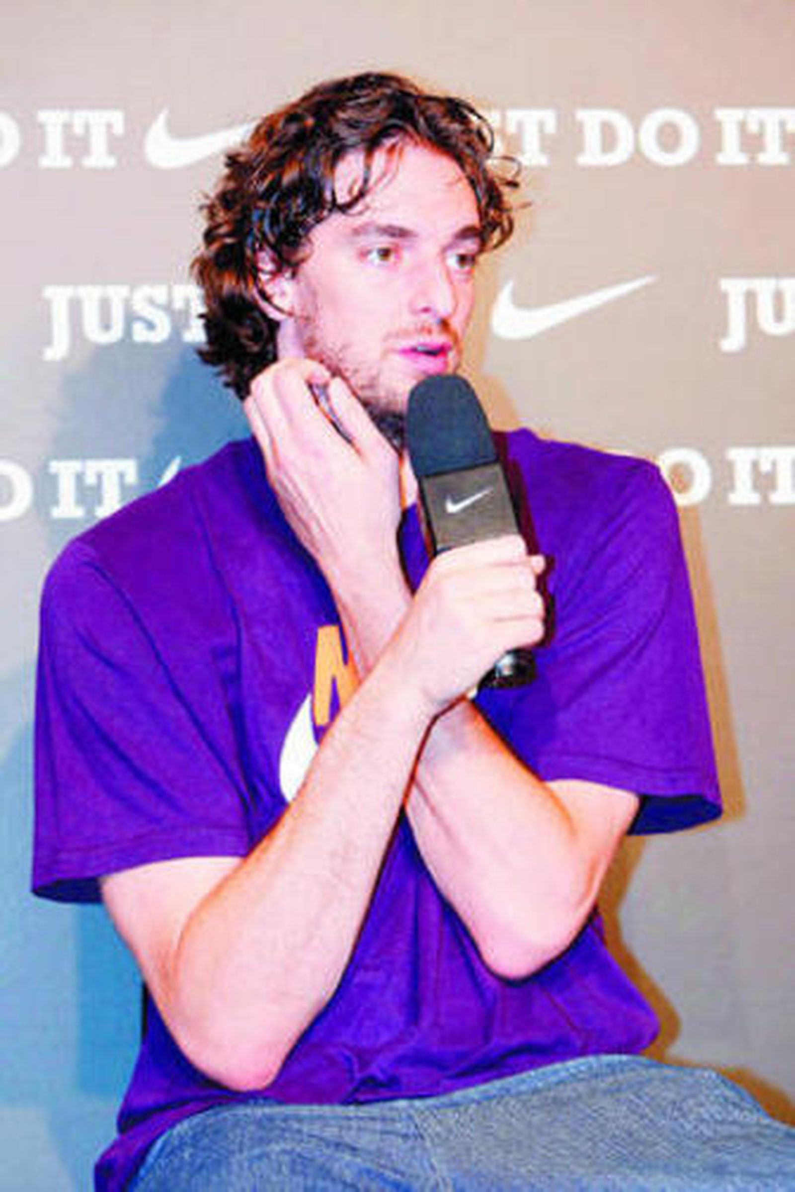 Gasol, durante la presentación de sus nuevas zapatillas.