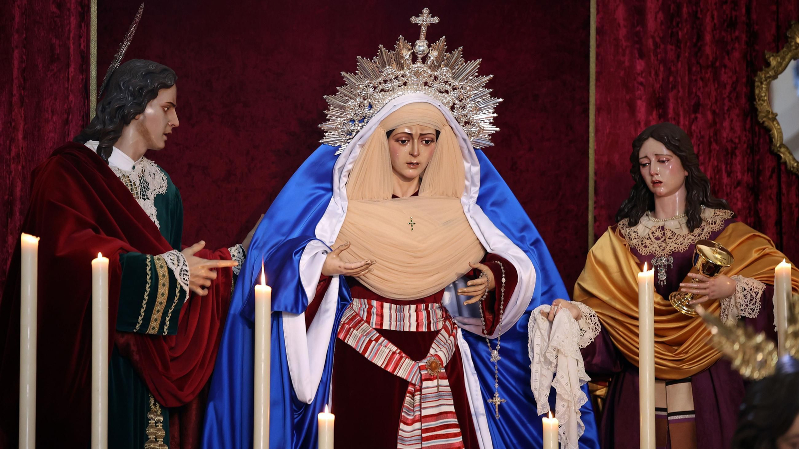 Imagen de María Santísima Madre de la Iglesia, durante unos cultos cuaresmales.