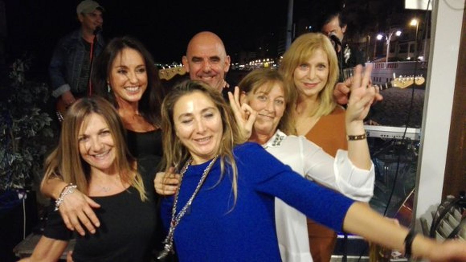 Gloria Luna, Mayte Angosto, Eduardo Cañellas, Nieves Rubio y Ana Jiménez.

Foto: Ignacio Casas de Ciria