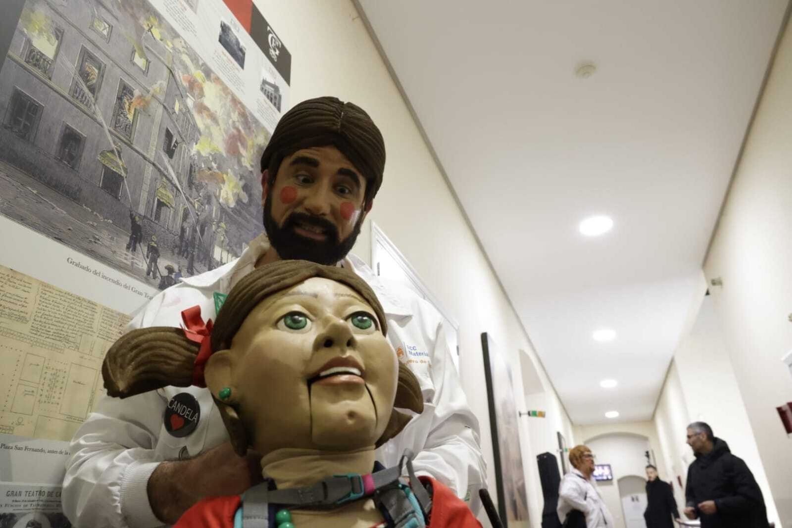 Chirigota 'Dios mío qué tarde!!!' en camerinos