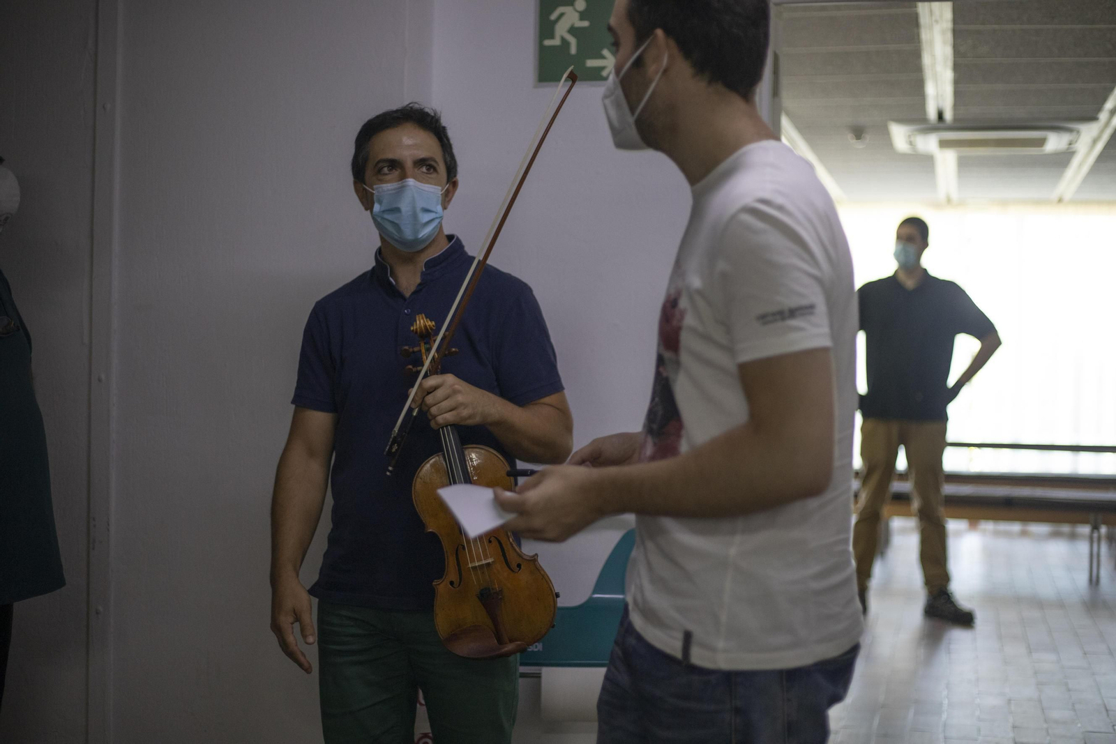 Fotos del primer ensayo de la Orquesta Ciudad de Granada tras la crisis del Covid-19