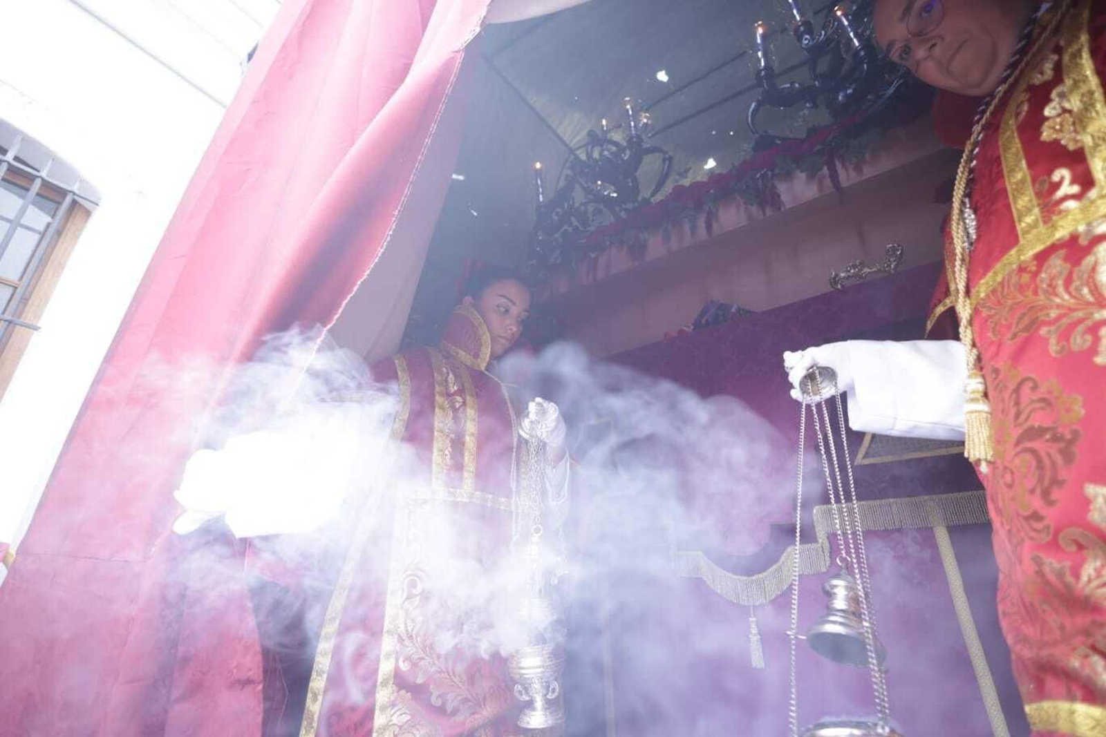 Así ha sido la primera salida de Coronación de Espinas en San Fernando