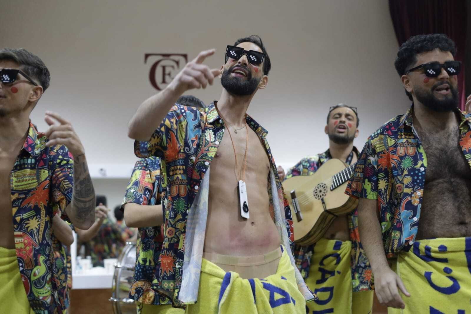 Chirigota 'Una insolación del carajo'