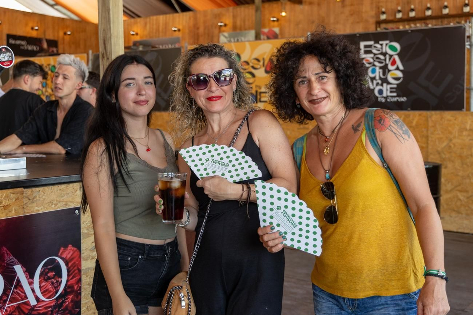 Música, risas y buen ambiente en la Feria de Andújar en su jornada de día