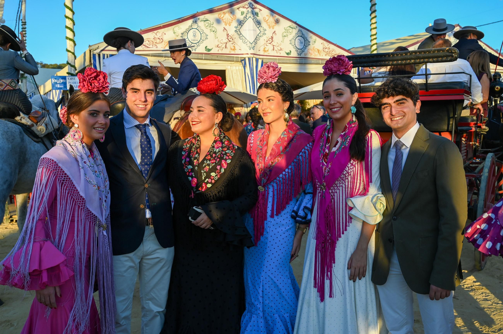 Imágenes del ambiente nocturno del 11 de octubre en la Feria del Caballo 2025