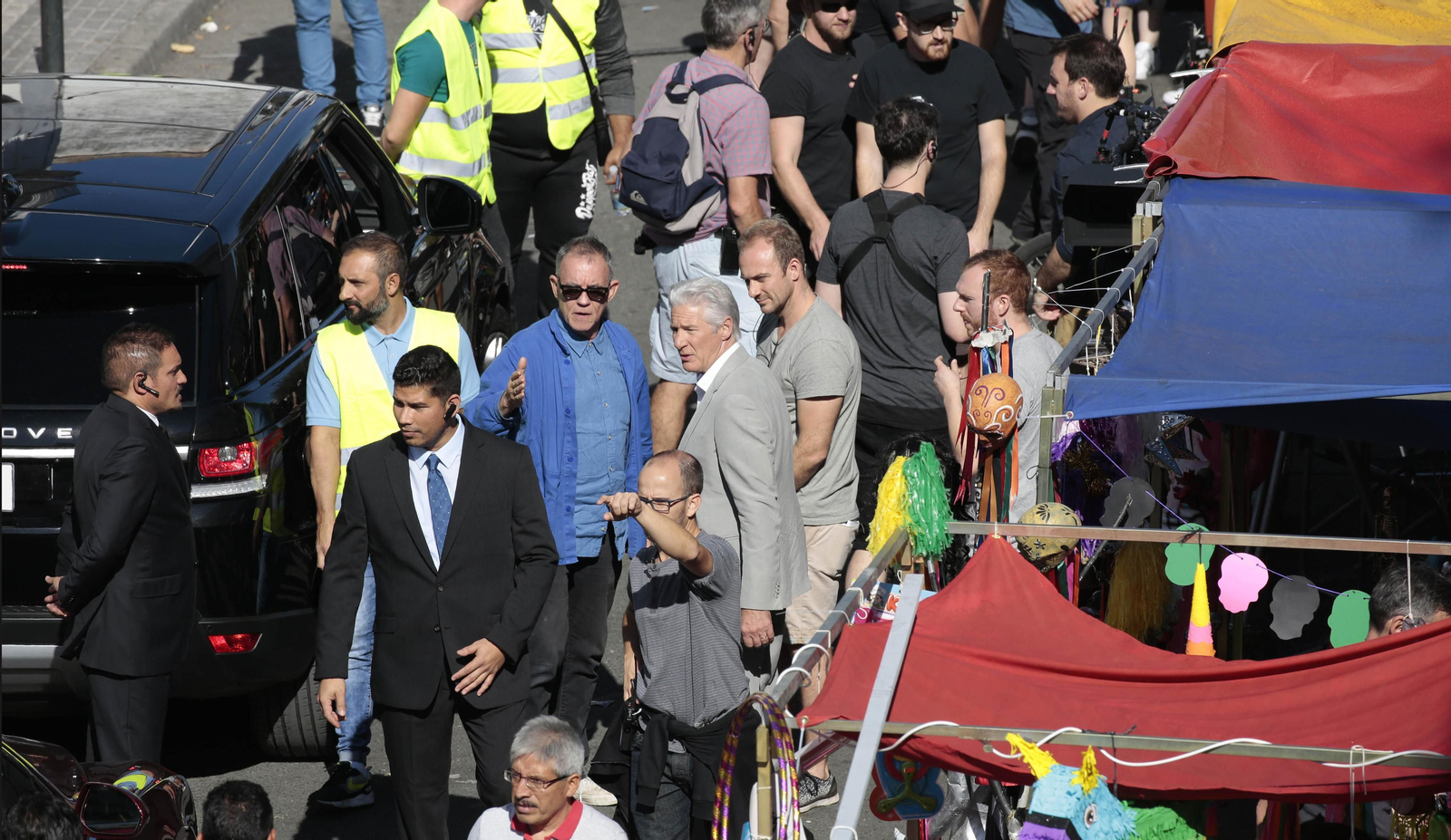 Las imágenes del rodaje de la serie de Richard Gere en Sevilla