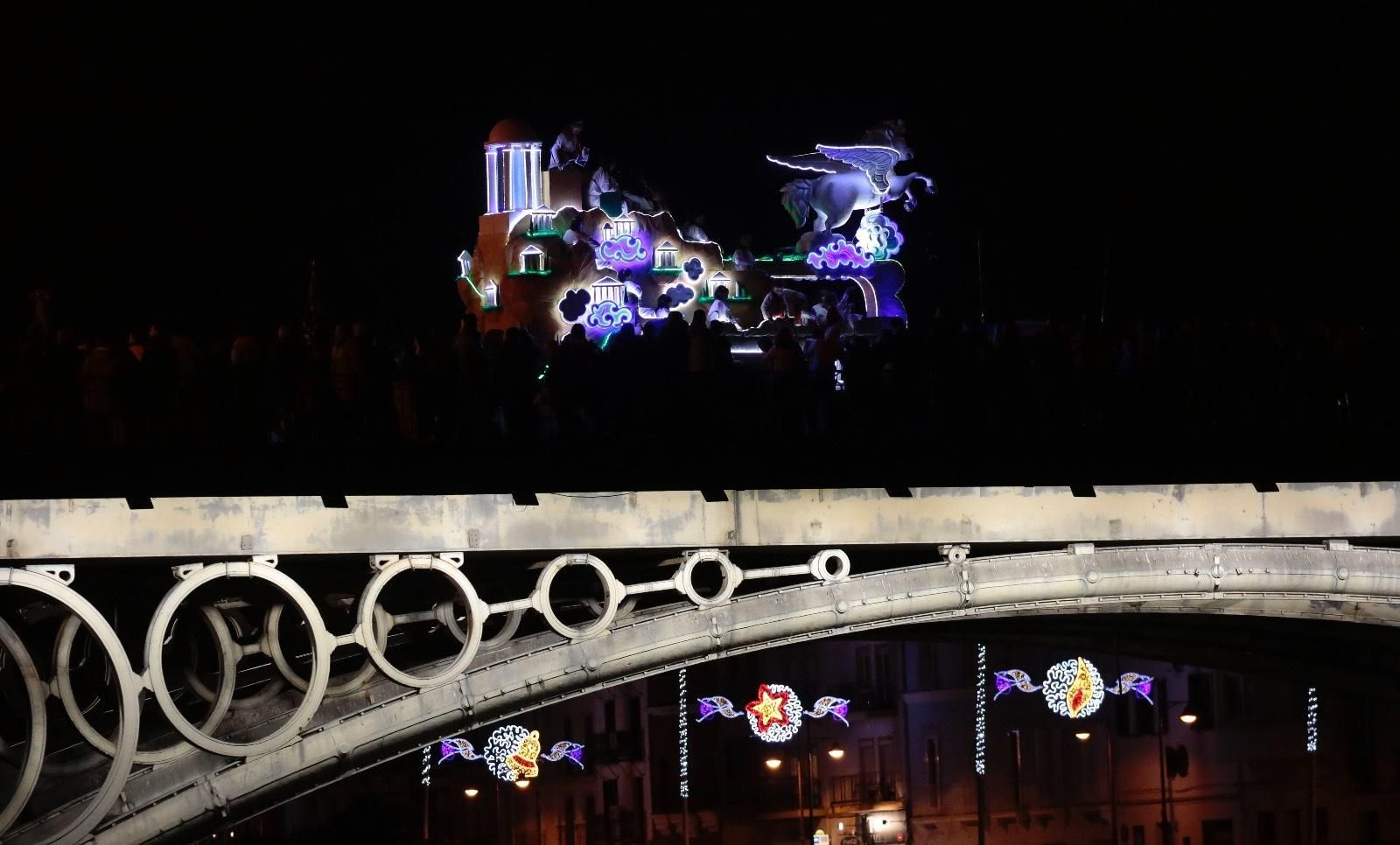 La Cabalgata de Reyes Magos de Sevilla, en imágenes