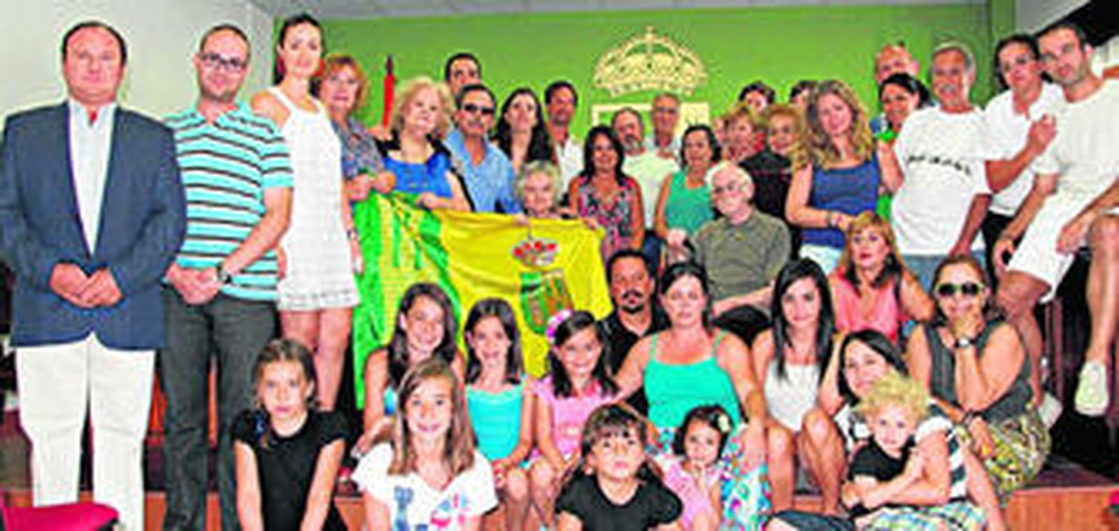 La Casa Consistorial acogió este emotivo homenaje.