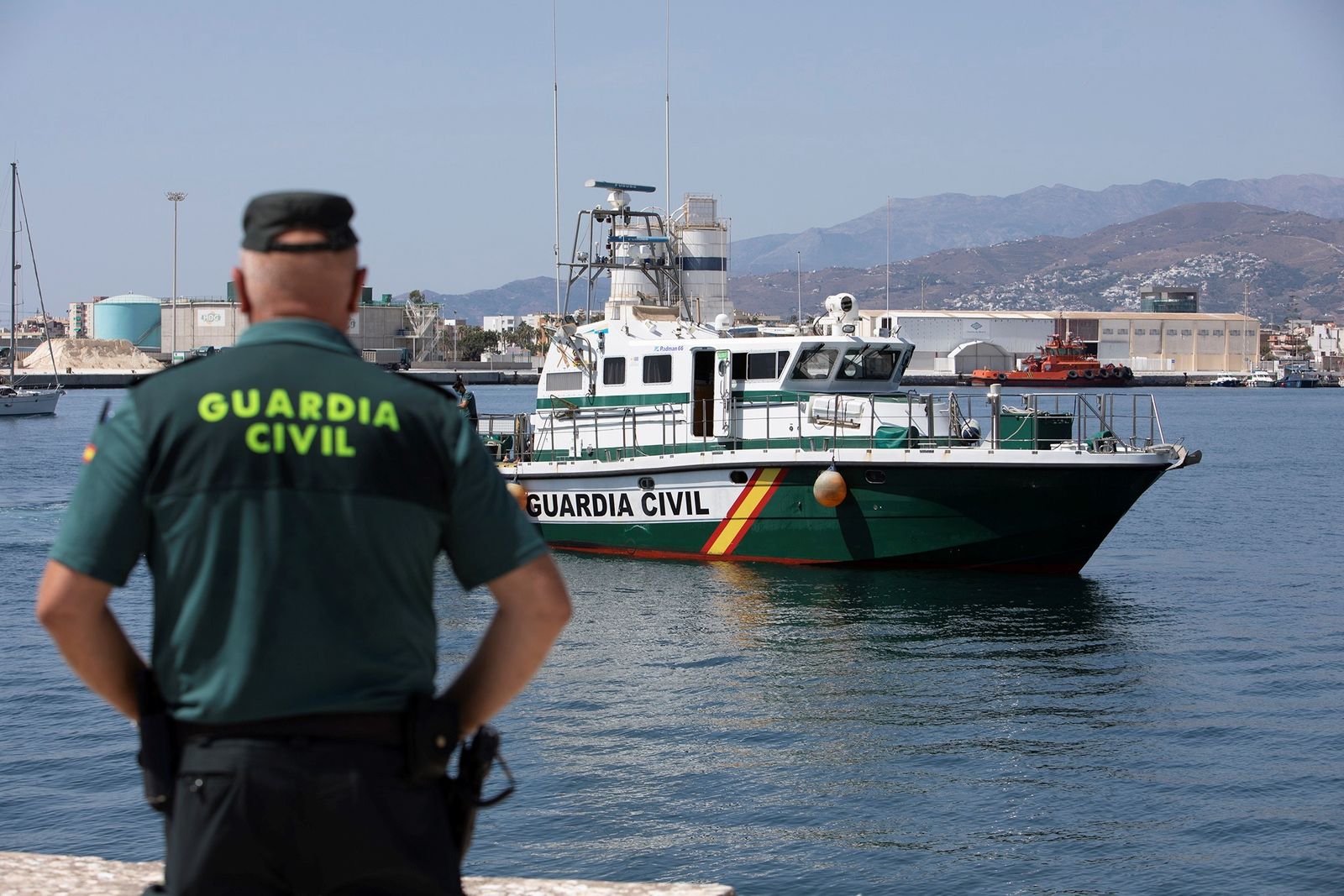 La Asociación Unificada de Guardias Civiles de Granada teme que los nuevos turnos comprometa  la seguridad de la Costa de en verano