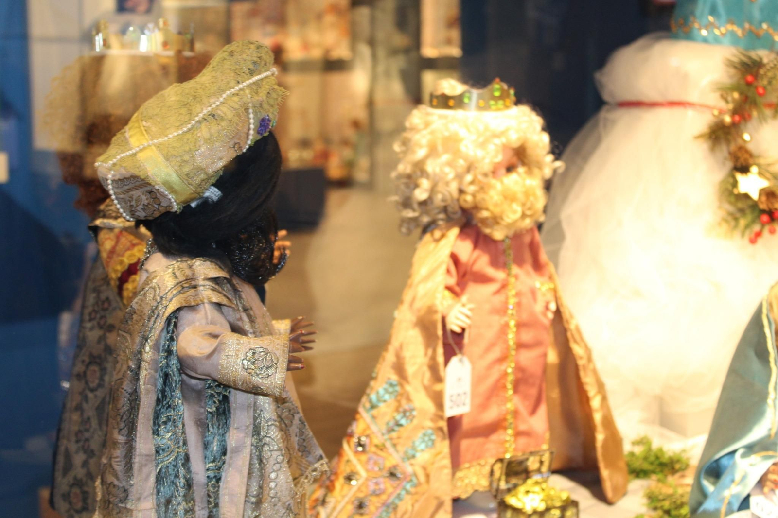 Colección de muñecas María Emilia Lira