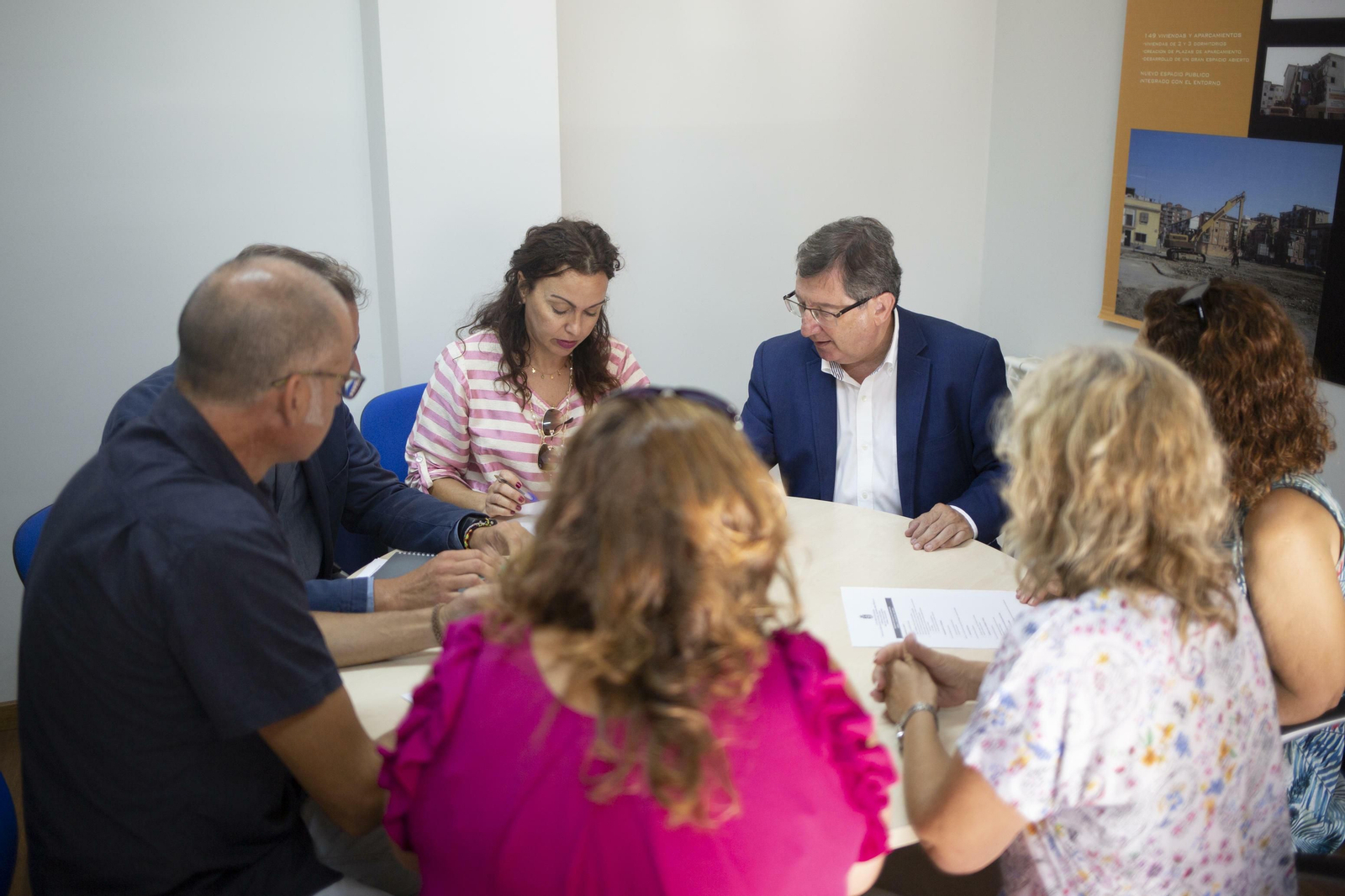 El Ayuntamiento recepciona el nuevo edificio de Santa Adela y pone fecha a la mudanza de vecinos