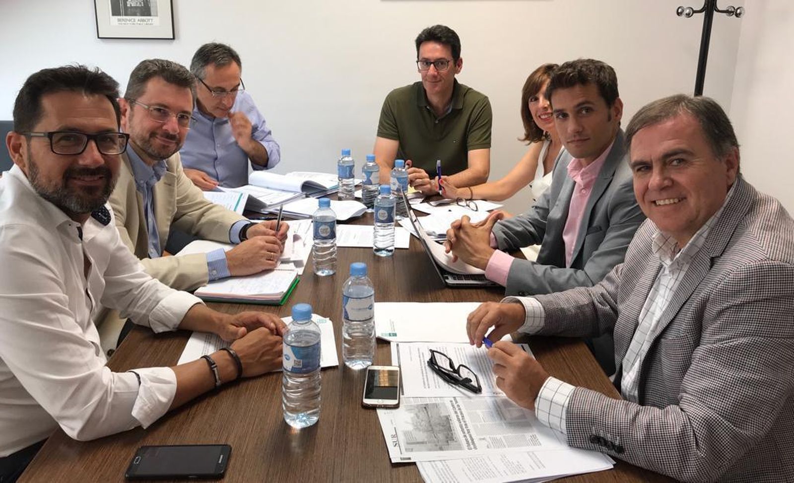 Representantes del Ayuntamiento y de la Junta, en la reunión de ayer.