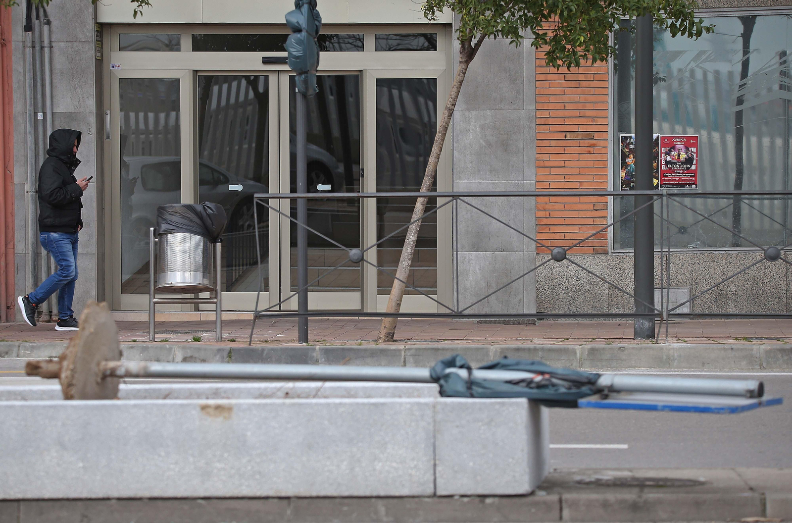 Fotos de los efectos del temporal de viento en Algeciras