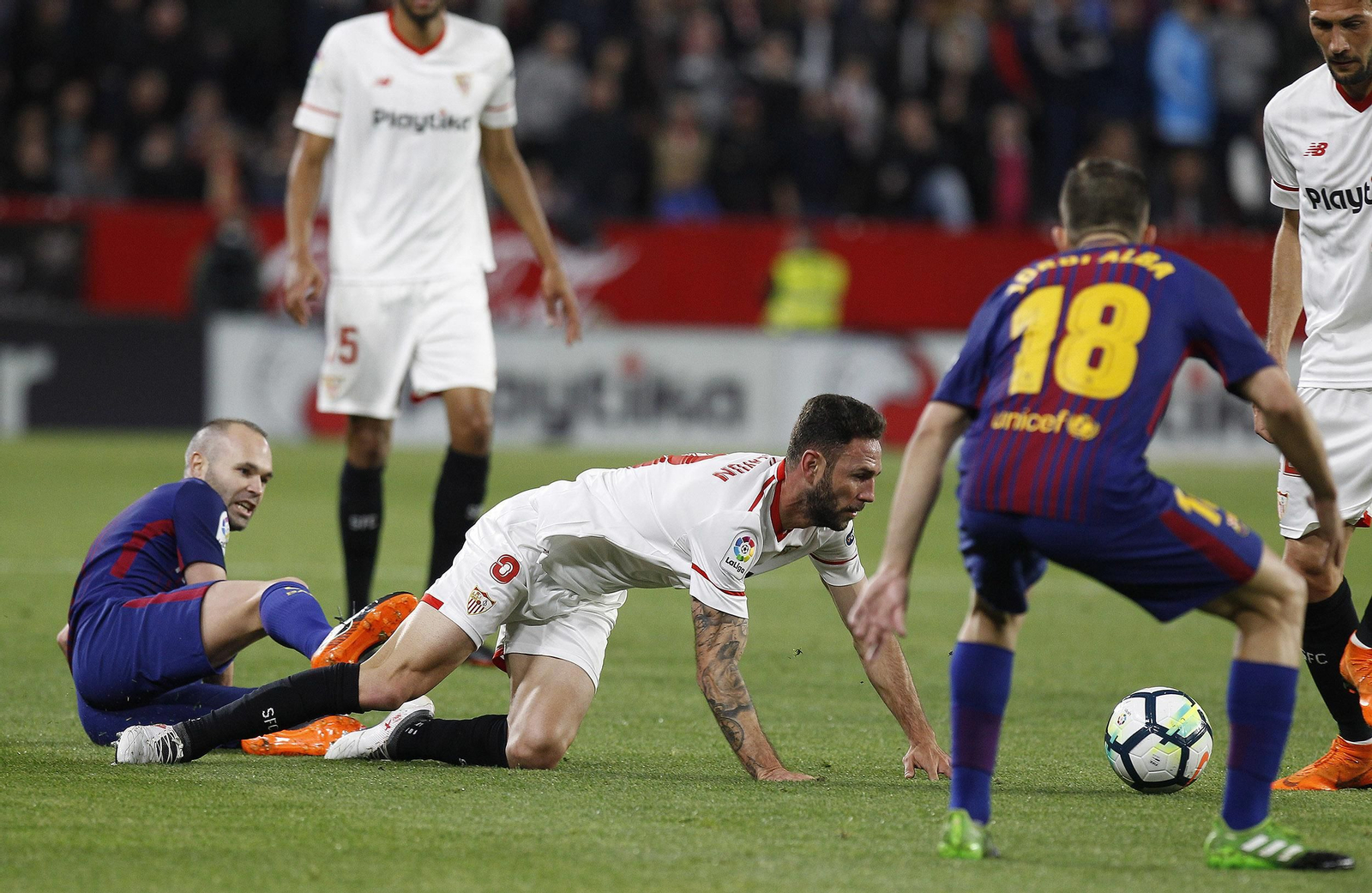 Un lance del último Sevilla-Barcelona en el Sánchez-Pizjuán.