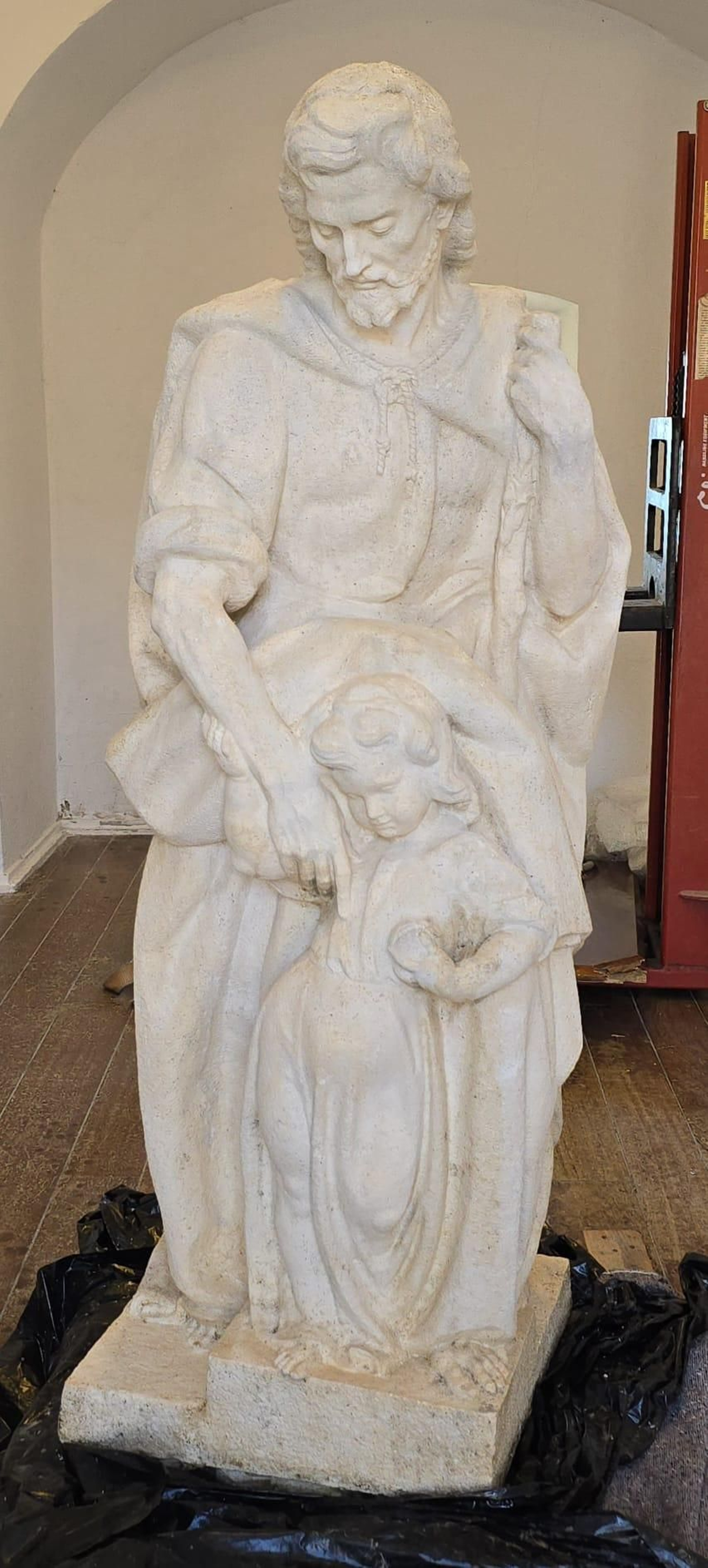 Escultura de San José de Juan Luis Vassallo.