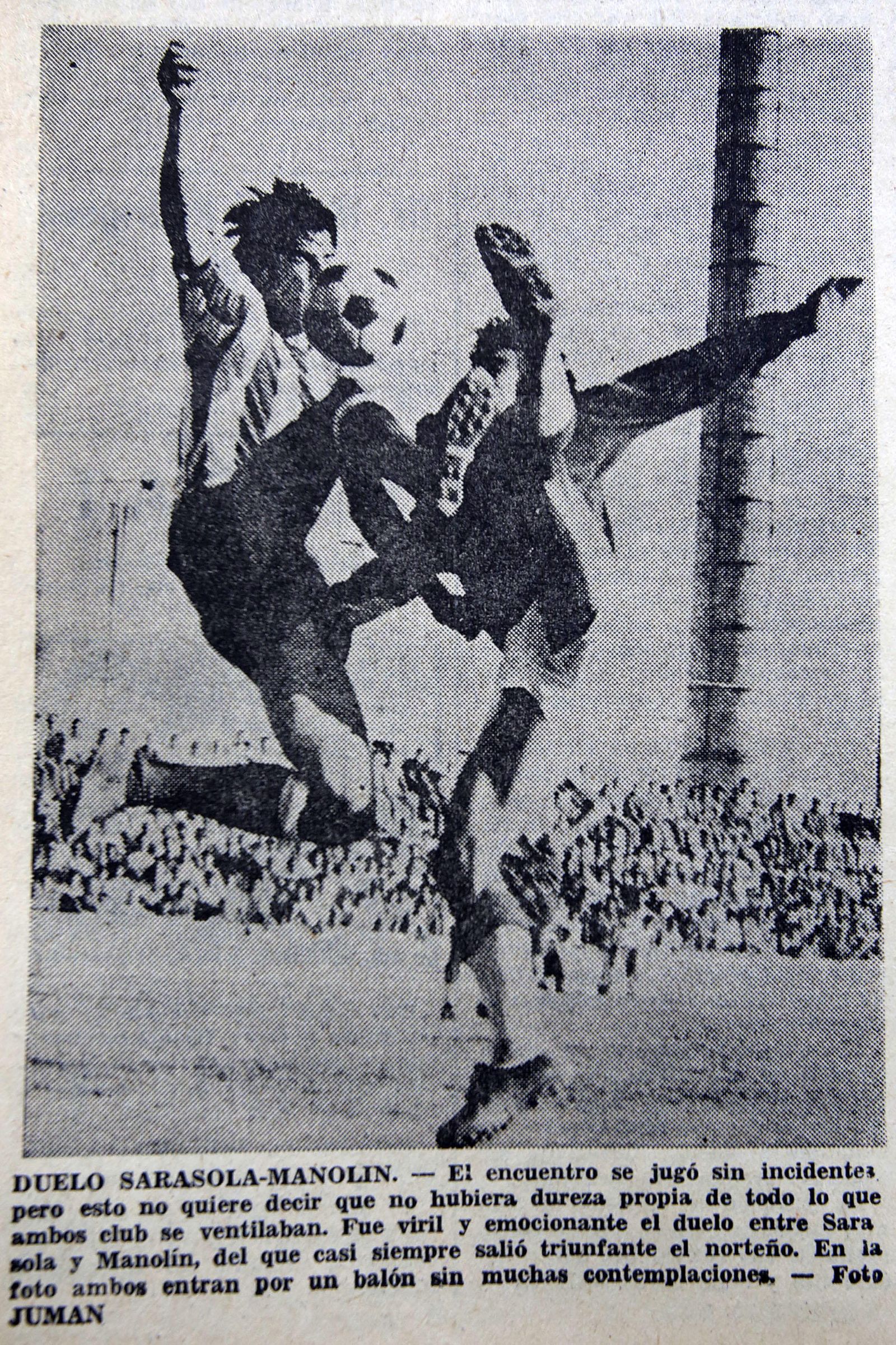 Un lance del encuentro disputado con el Alavés en el Eduardo Dato.