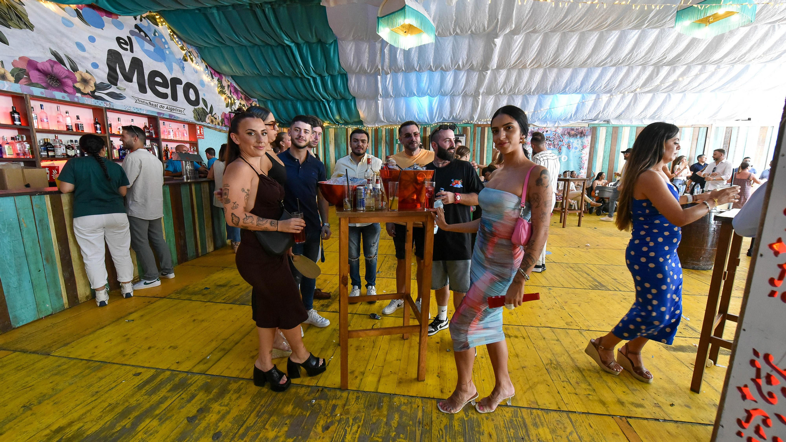 Búscate en las fotos del jueves en la Feria Real de Algeciras