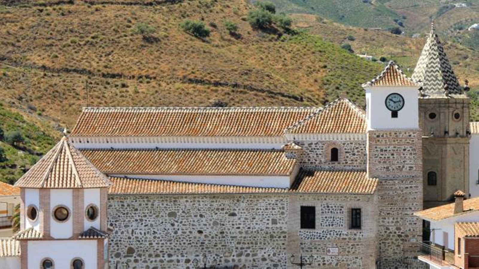 Iglesia de Nuestra Señora del Rosario de El Borge. Iglesia de Nuestra Señora del Rosario de El Borge.