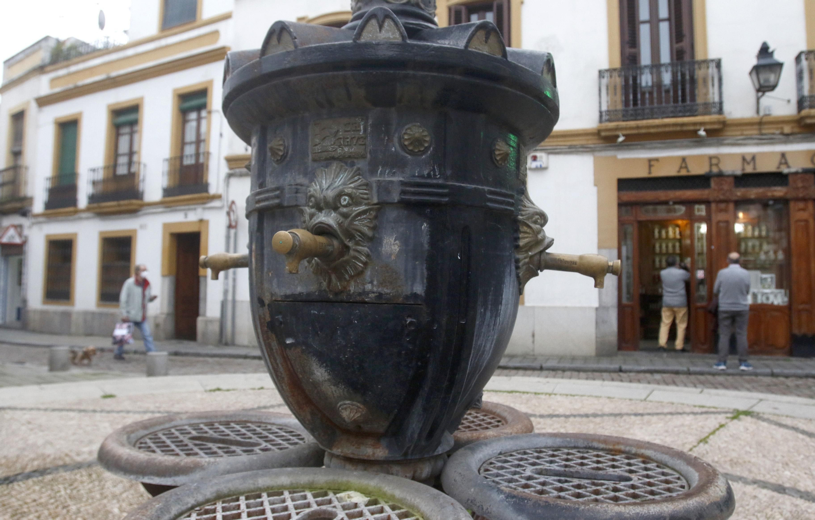 Un paseo fotográfico por algunas de las fuentes de Córdoba