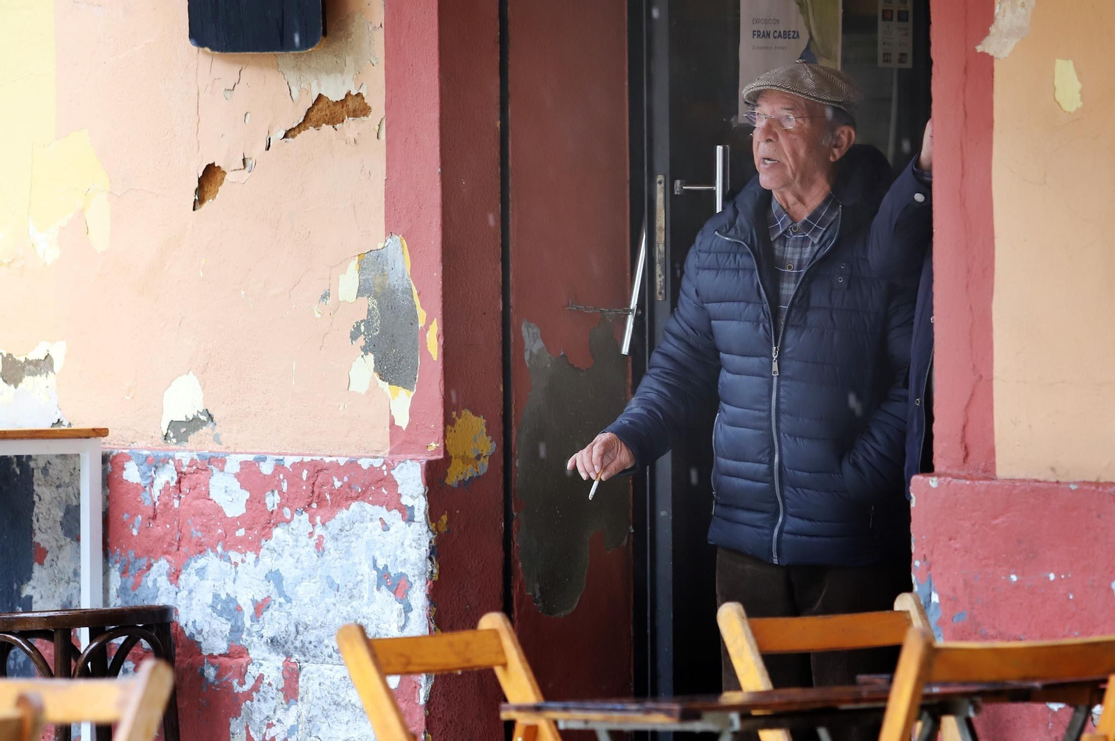 Día de lluvia, viento y frío en Huelva, en imágenes