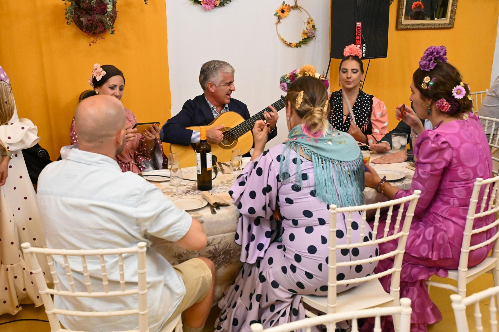 Imágenes del ambiente nocturno del 11 de octubre en la Feria del Caballo 2025