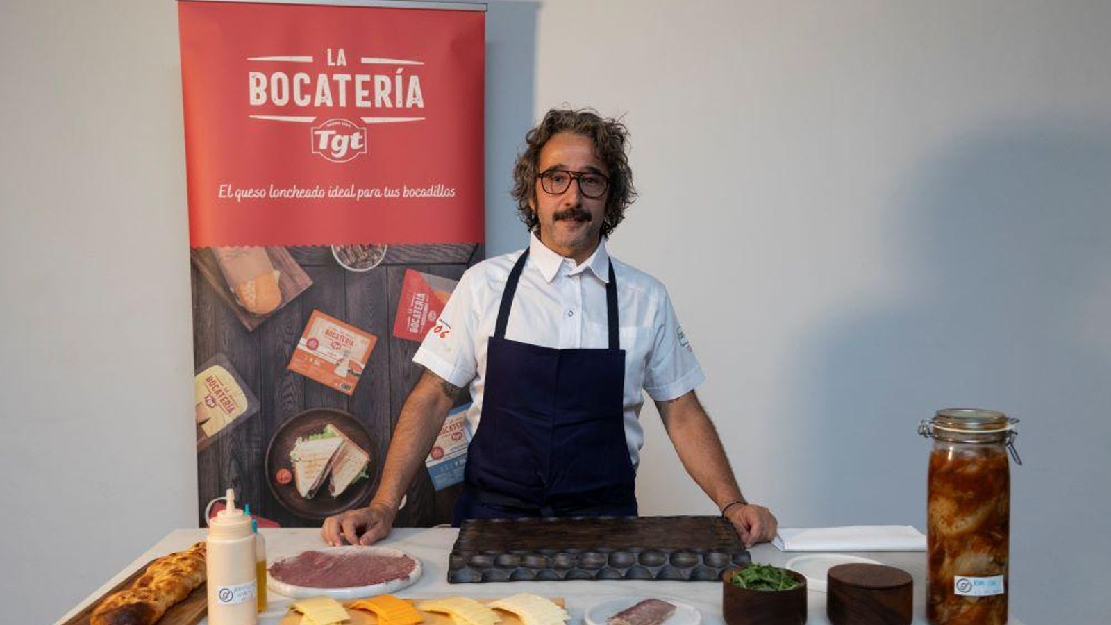 Diego Guerrero con el Bocadillo de todos