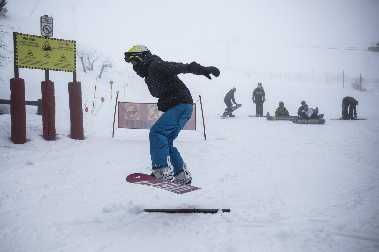 Fotos: esquí en Sierra Nevada pese al confinamiento perimetral