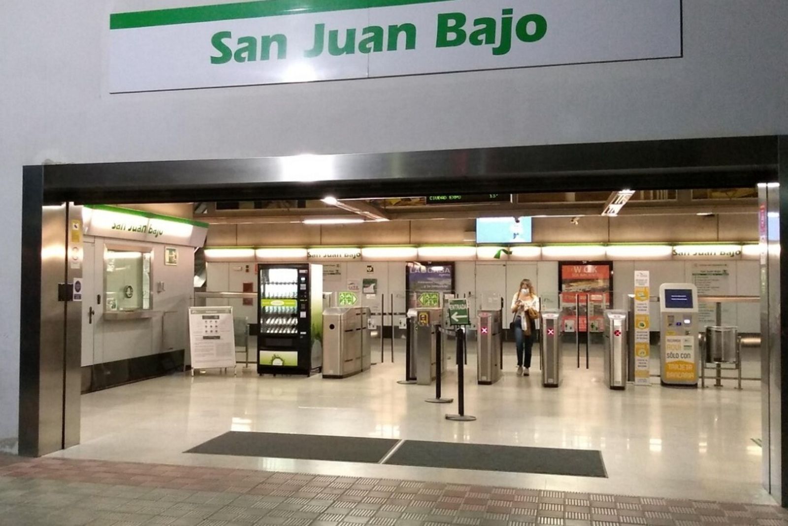 Estación de Metro en San Juan Bajo.