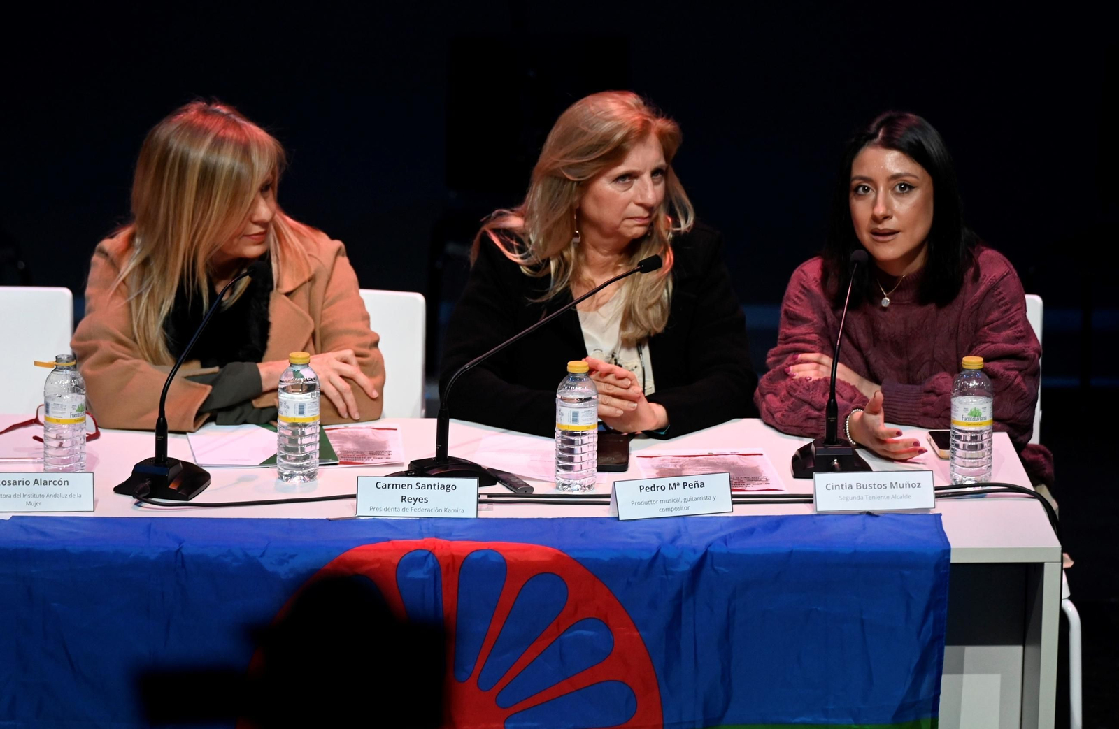 Acto de la Federación de Mujeres Gitanas Kamira en el C3A de Córdoba