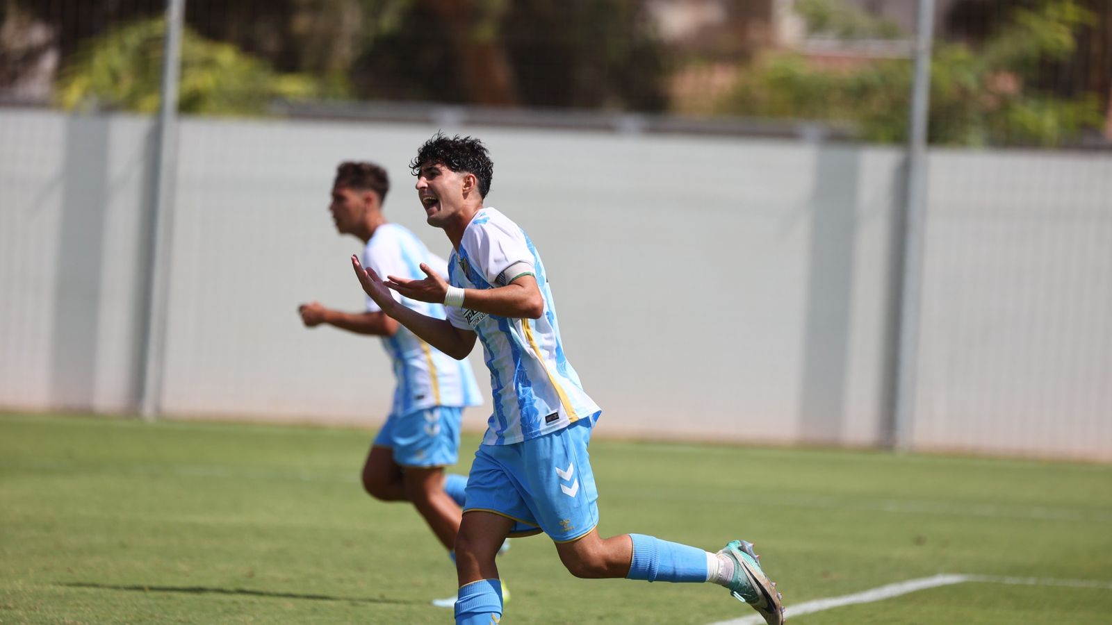 Las fotos del histórico primer partido oficial en La Academia del Málaga CF