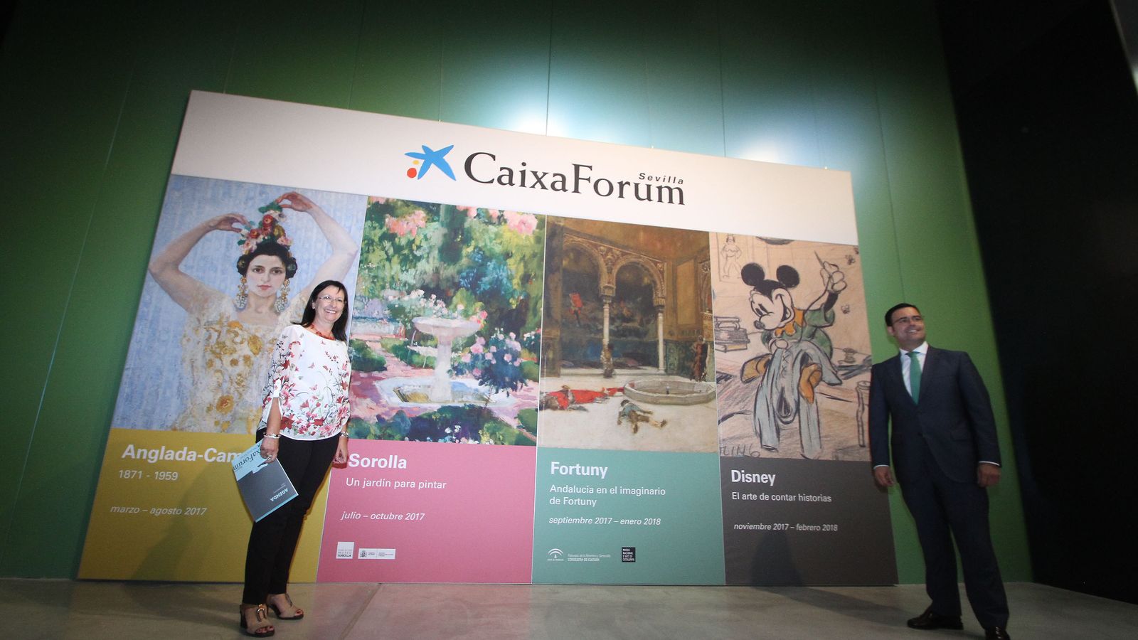 Elisa Durán y Moisés Roiz al presentar la programación.