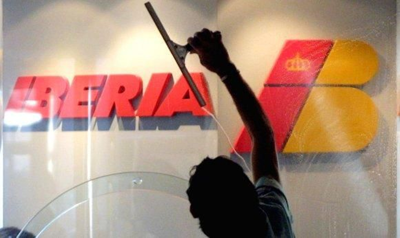 Iberia anuncia un recorte de 4.500 empleos, casi un cuarto de la totalidad de su plantilla