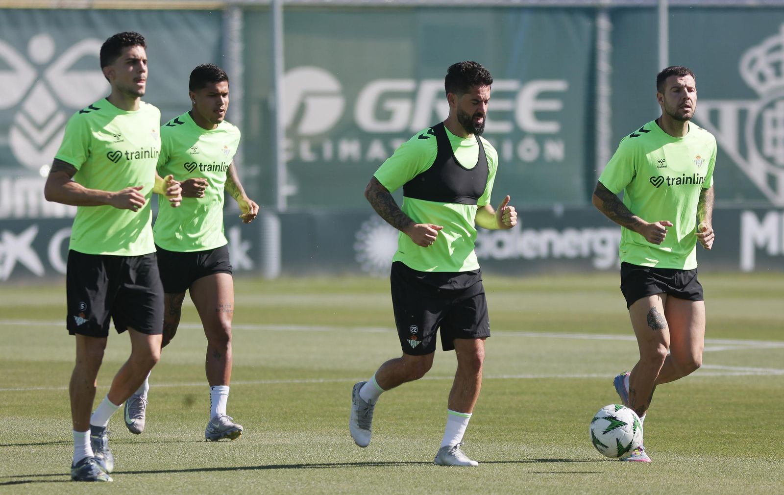 Las imágenes del entrenamiento del Betis
