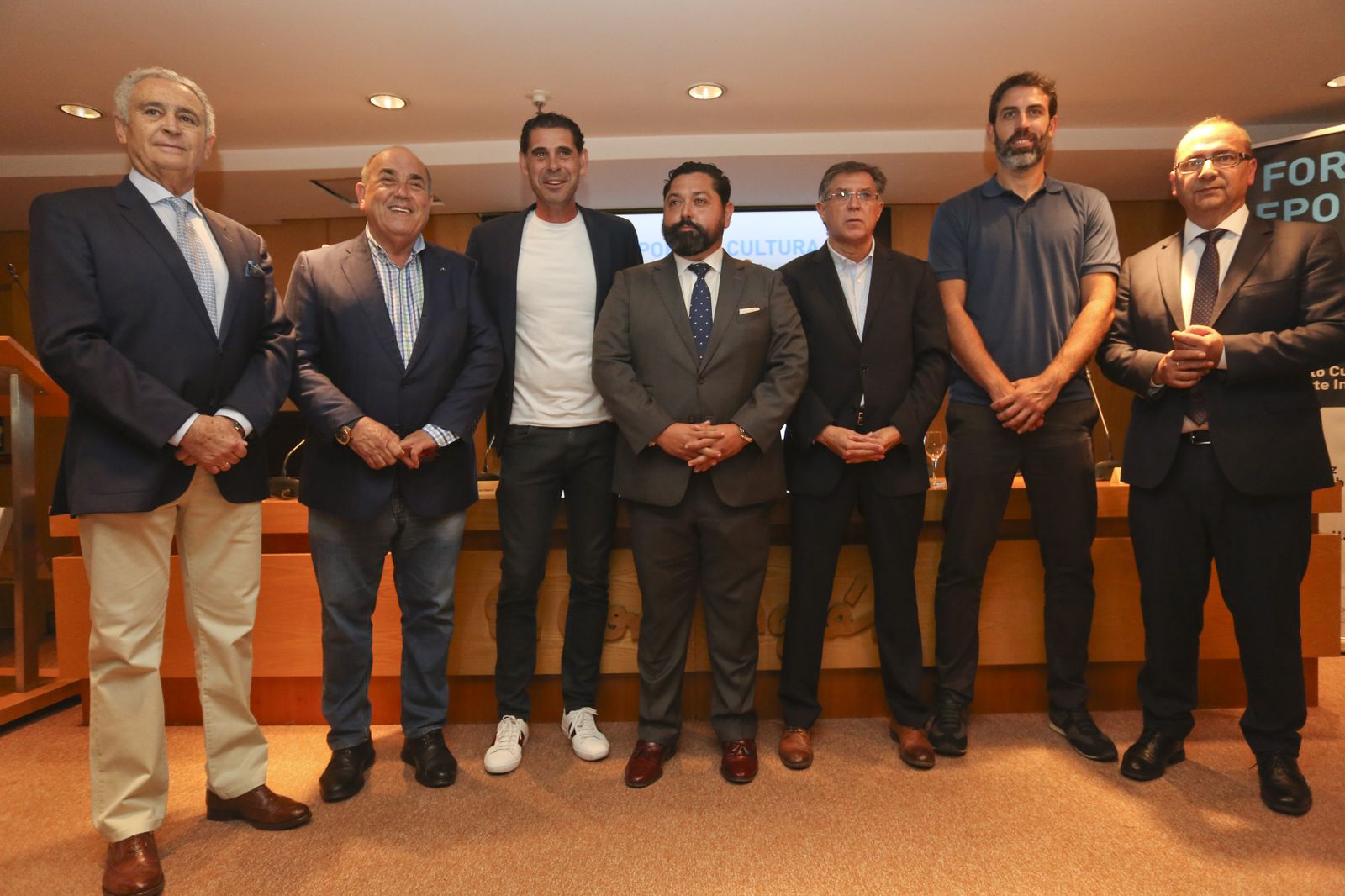 Las fotos de Fernando Hierro y Berni Rodríguez en el encuentro 'Cultura y Deporte'