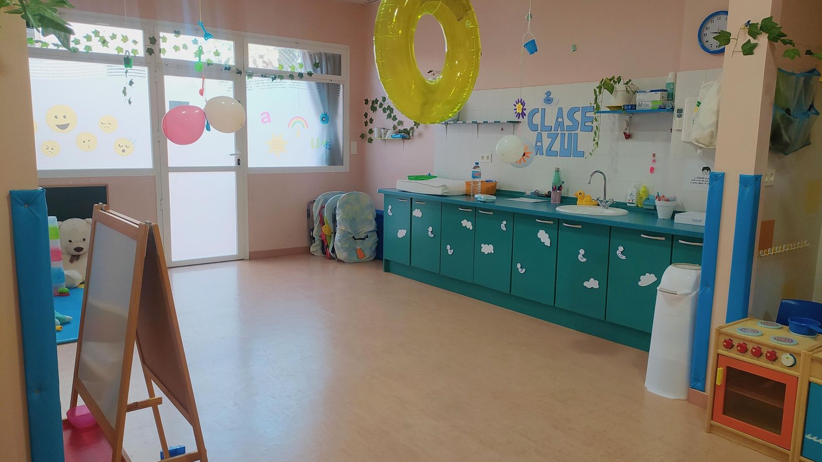 Las familias coinciden en que las escuelas infantiles son la clave para compaginar la vida laboral y la familiar.