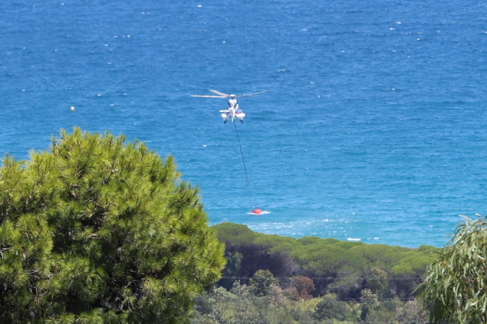 Imágenes del incendio de Tarifa, el segundo en menos de una semana