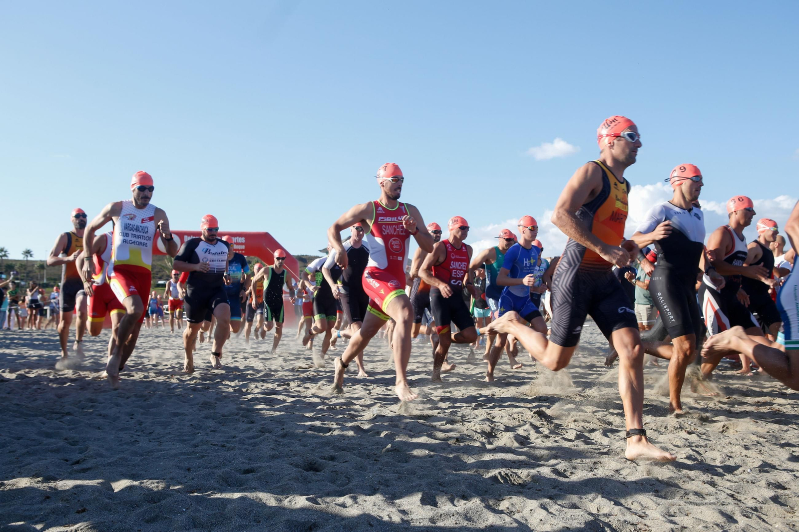 Las fotos de la primera jornada del X Triatlón de San Roque