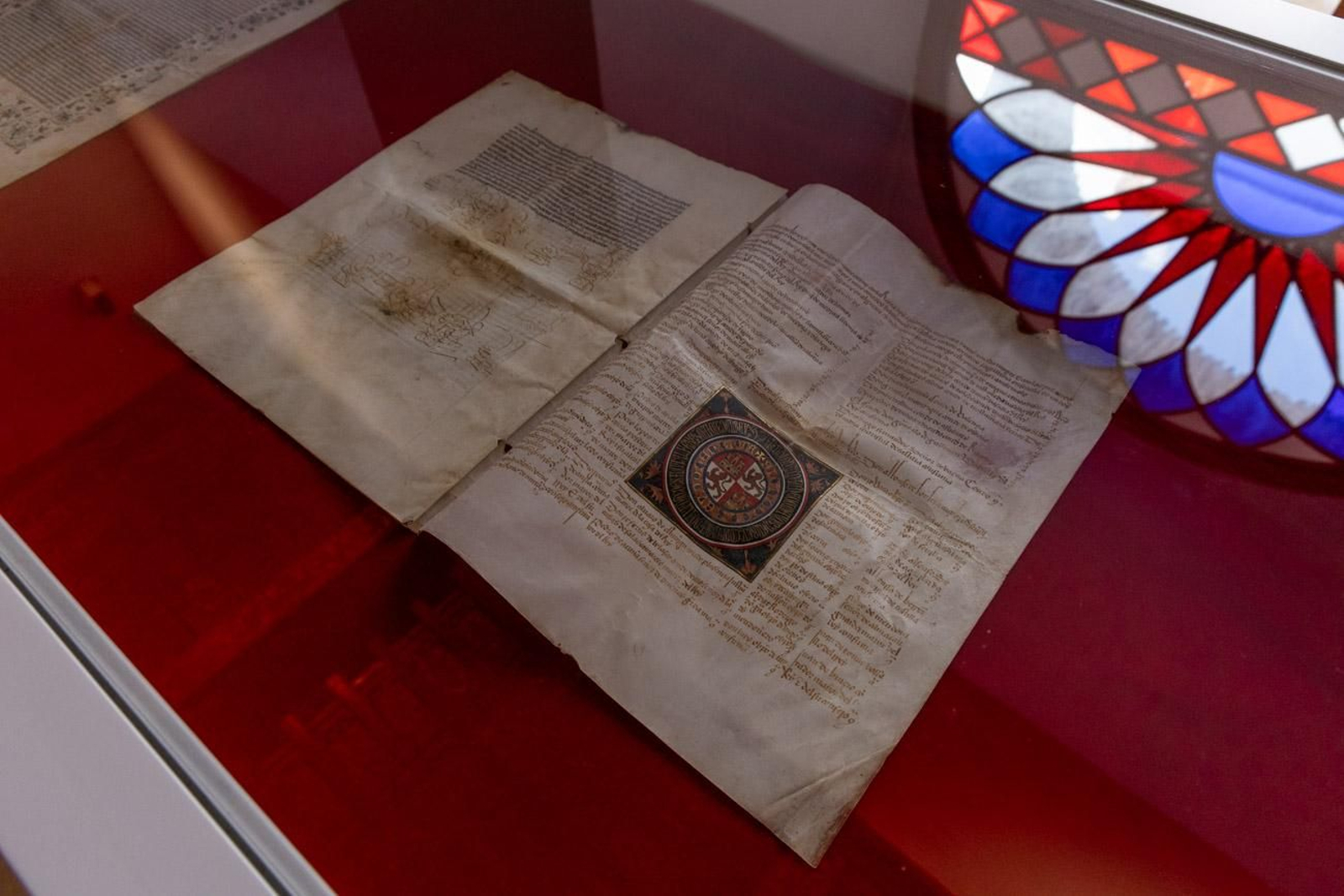 Reapertura del Salón Mudéjar tras su restauración, coincidiendo con la inauguración de la exposición 'Jaén: 825-2025' conmemorativa del 1.200 aniversario