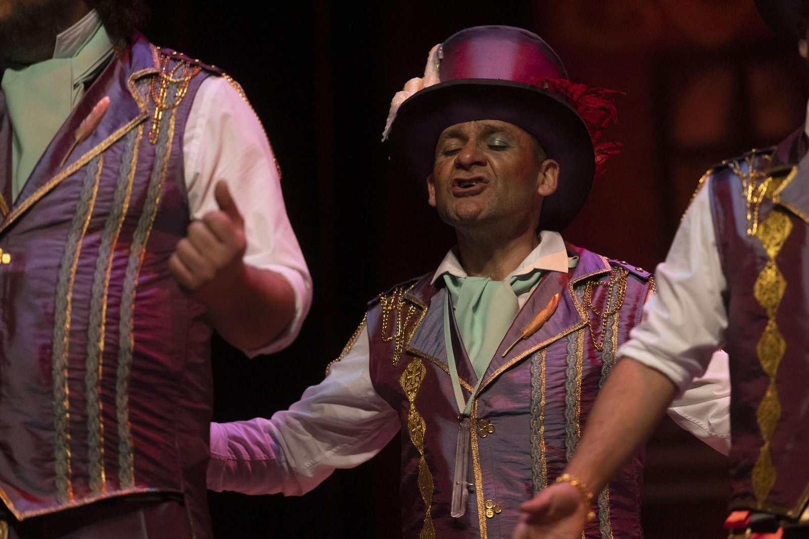 Imágenes de la actuación de la comparsa ‘El pregón’ de Huelva en el Carnaval Colombino