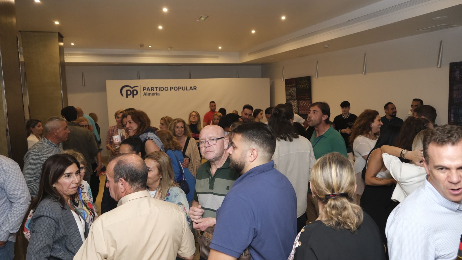 Imágenes de la noche de Elecciones Municipales 2023, en Almería