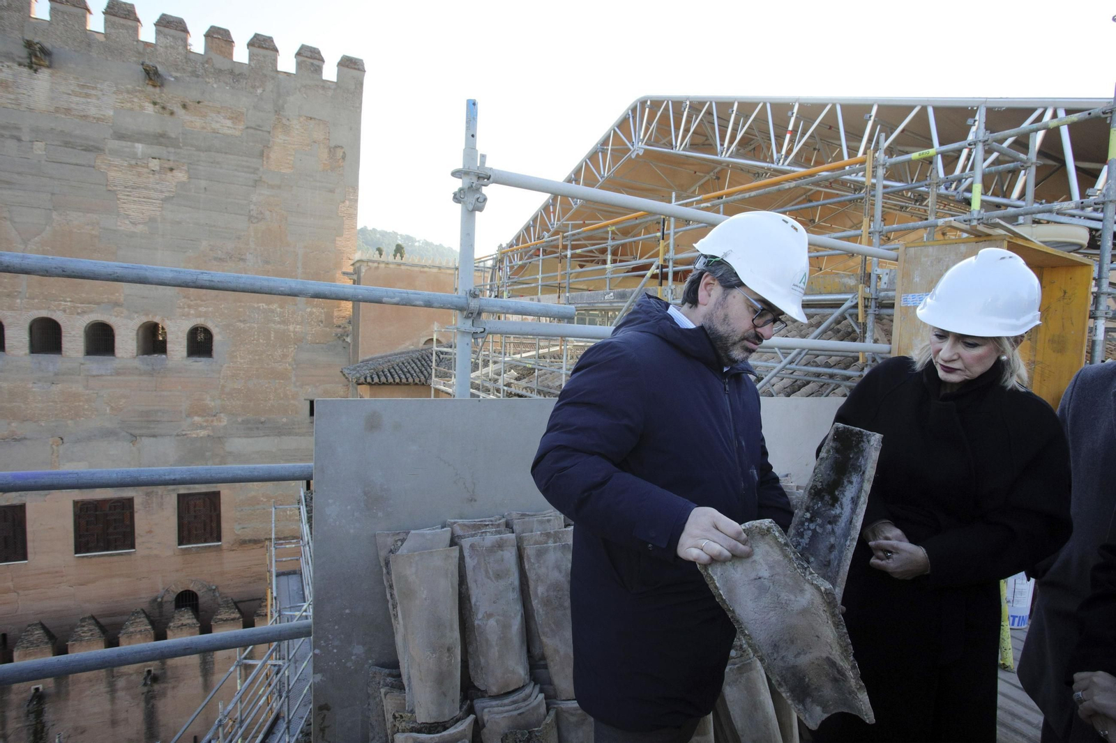Fotos: las obras de restauración de las cubiertas del Mexuar y los Palacios Nazaríes de la Alhambra de Granada