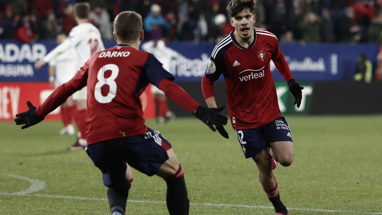 Abde corre hacia Brasanac tras marcar en la prórroga.