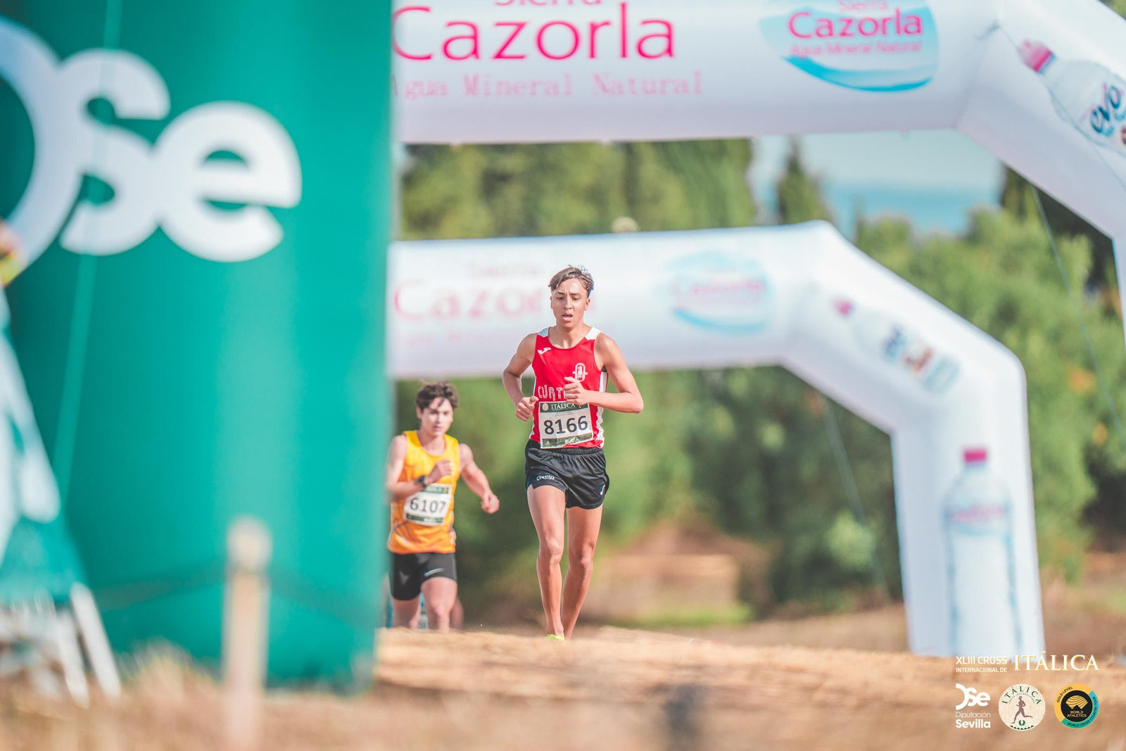 Búscate en las fotos del Cross de Itálica 2025 | 5