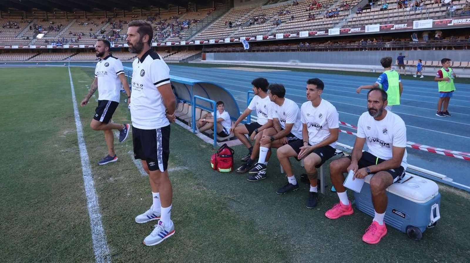 David Sánchez, técnico del Xerez DFC, en Chapín en el partido ante el Ceuta.