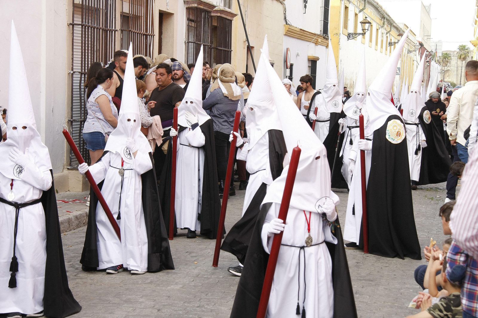 Una imagen de los penitentes de La Flagelación.