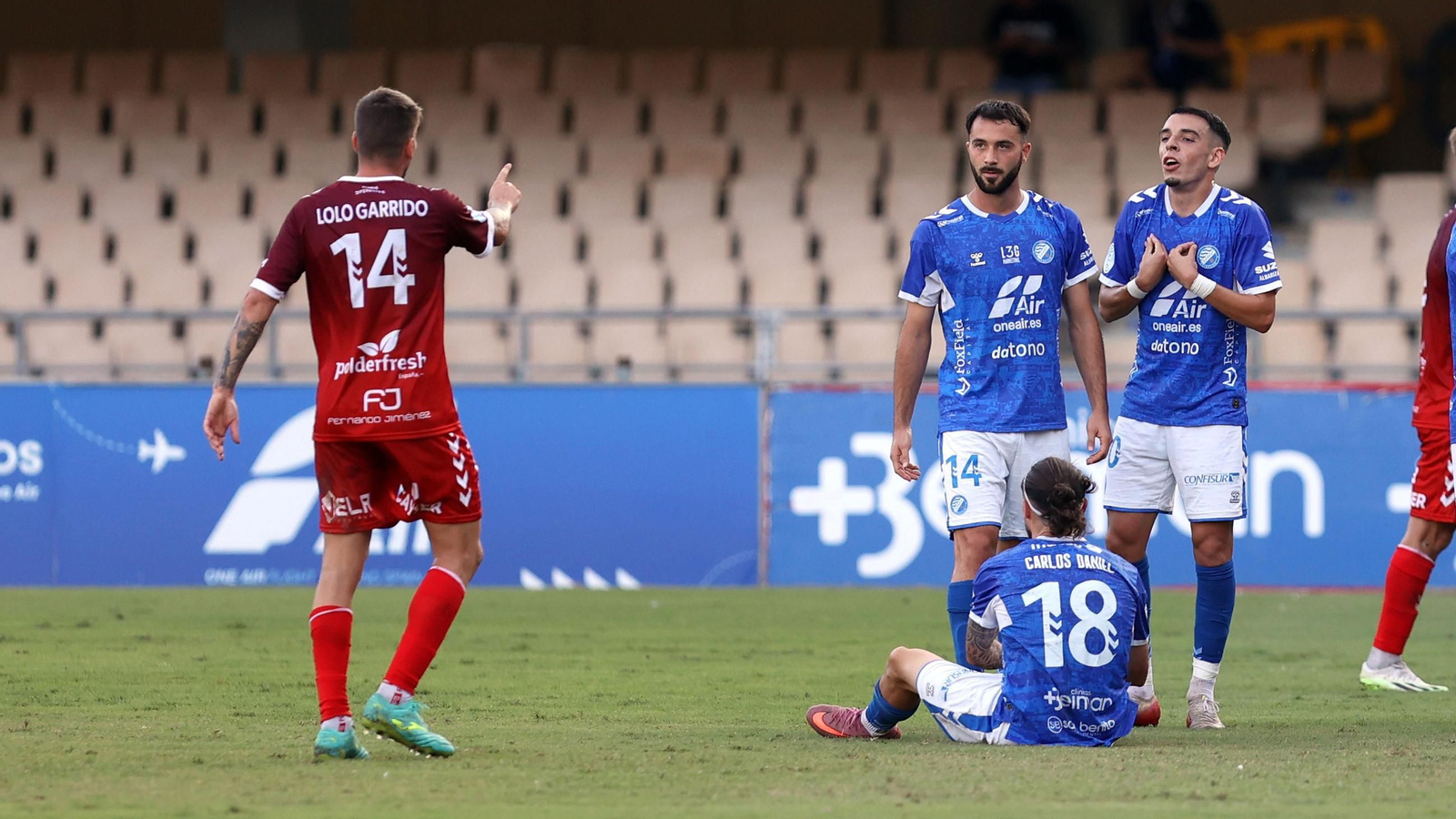 Imágenes del Xerez DFC contra el Atlético Antoniano en Chapín