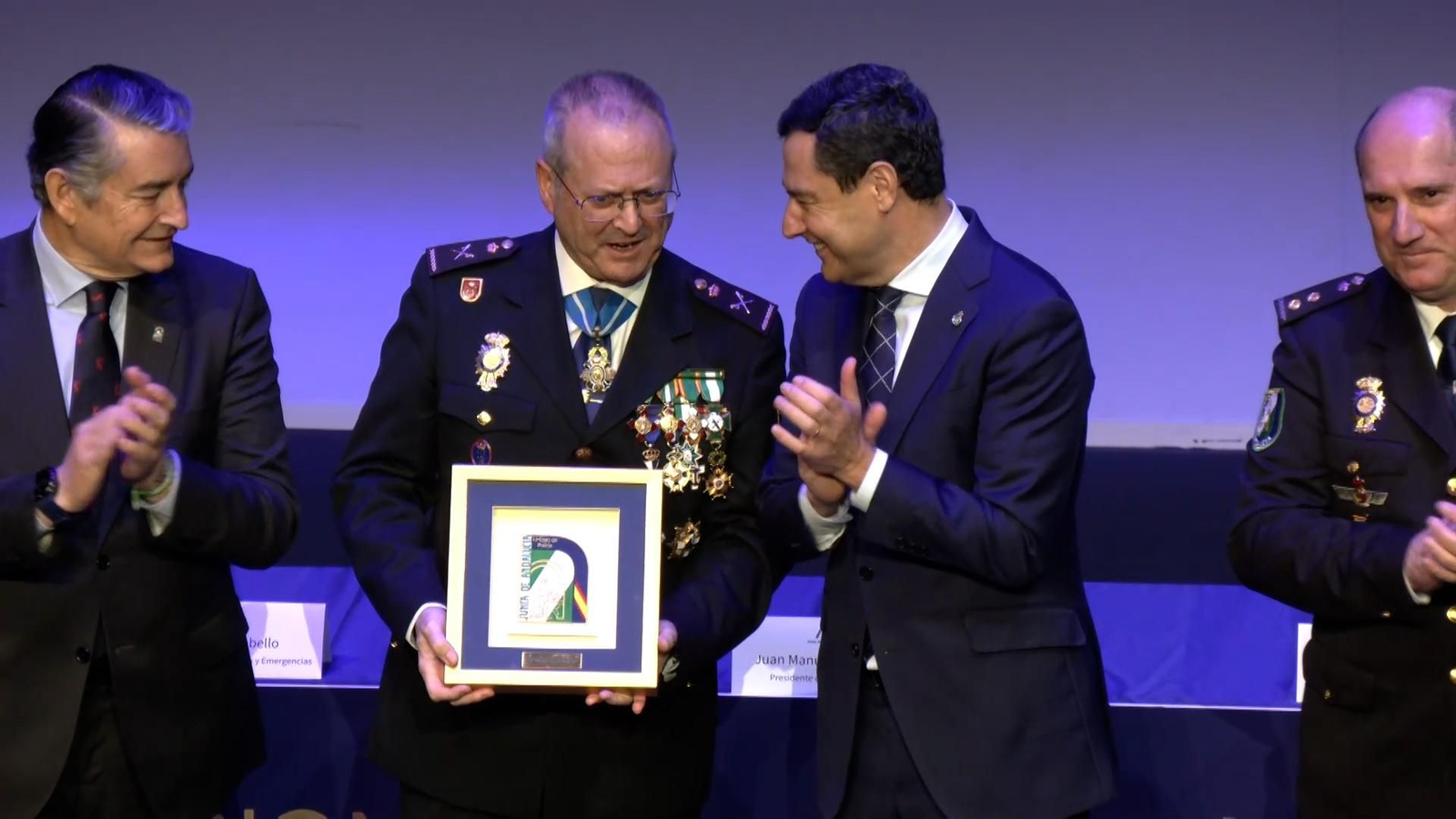 Moreno invita a Interior a elevar a 1.000 agentes la plantilla de la Policía Adscrita