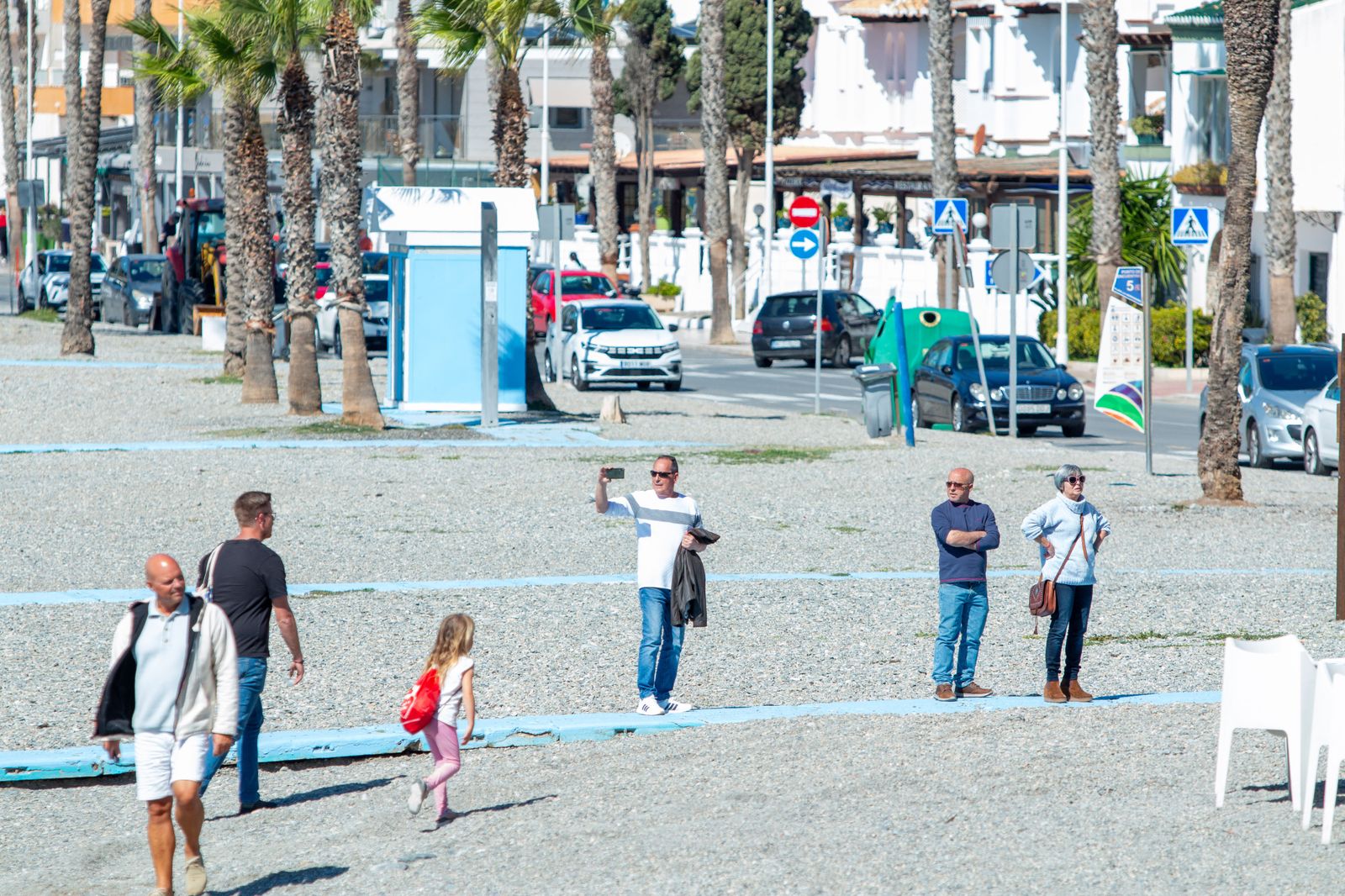 La Costa disfruta de un Día de Andalucía con viento, sol y playa